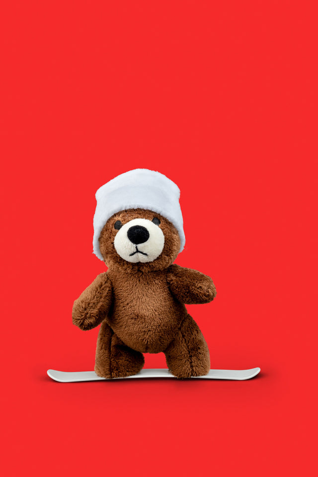 snowbaer on snowboard "white"